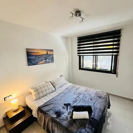 Con Parking La Pineda Costa Dorada Апартаменты