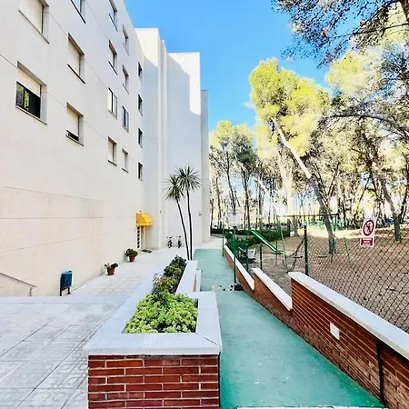 Con Parking La Pineda Costa Dorada *